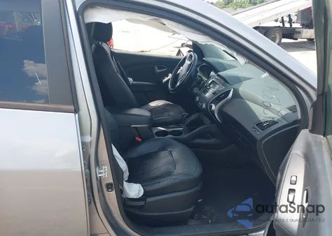 2011 Hyundai Tucson Limited from USA, damaged, VIN KM8JUCACXBU213998